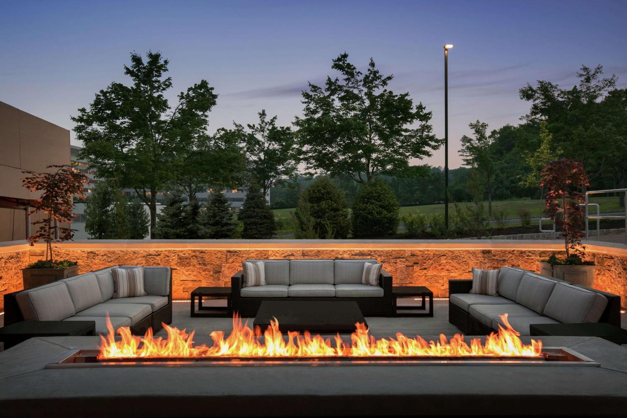 Embassy Suites By Hilton Berkeley Heights Εξωτερικό φωτογραφία