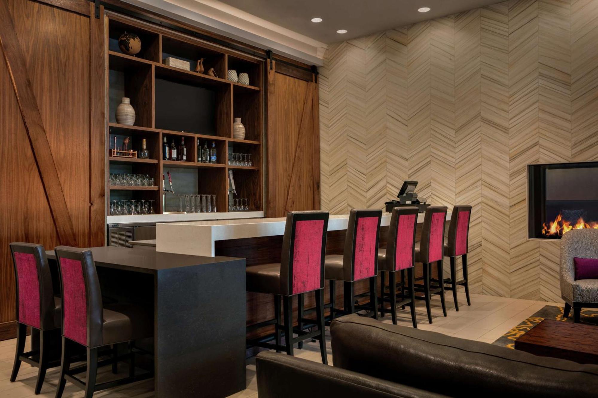 Embassy Suites By Hilton Berkeley Heights Εξωτερικό φωτογραφία